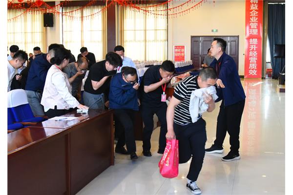 金源煤矿开展“学安全 会应急”防灾减灾专题培训活动